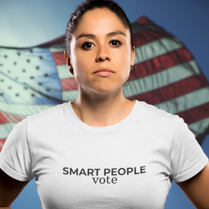 Smart People Vote T‑Shirt